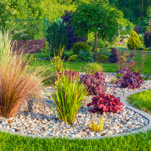 You are currently viewing In Need of Summer Landscaping Services? Here Are 3 Great Reasons to Hire Us